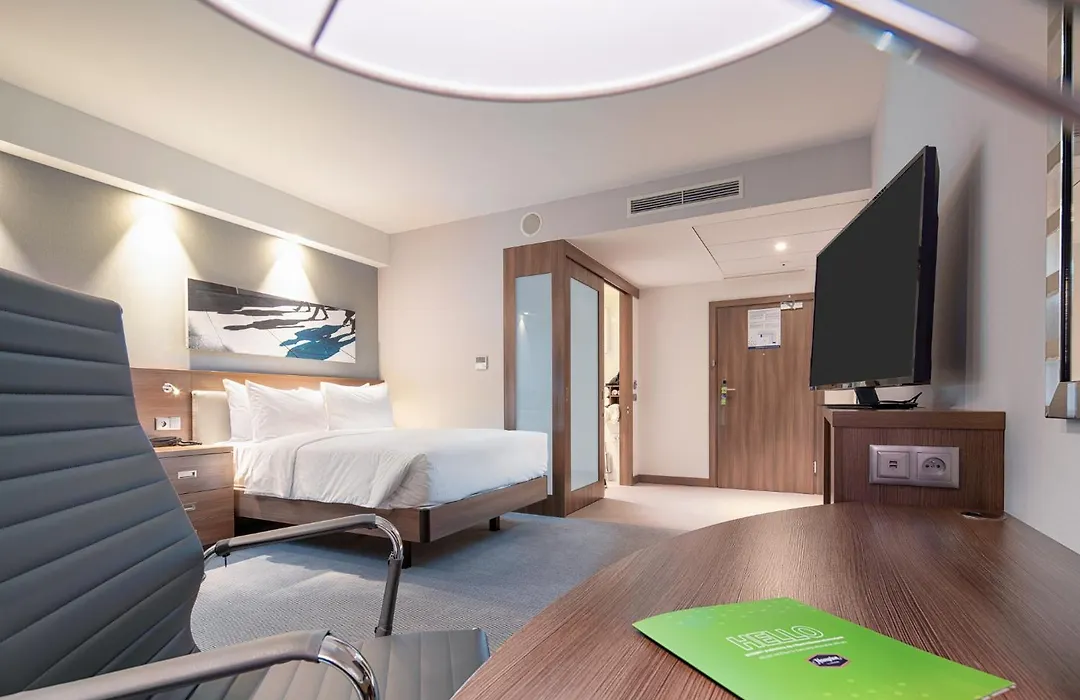 Hampton By Hilton Warsaw Mokotow-1